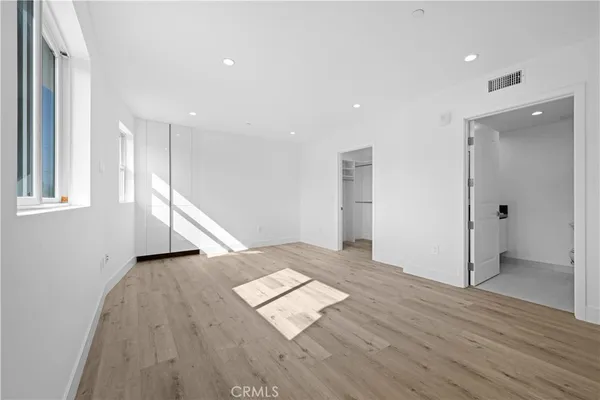 $4,950 | 4214 Fulton Avenue, Unit 203, Studio City, CA 91604