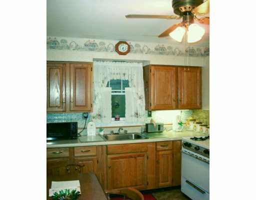313 Clark Avenue Butler, PA 16002 - Photo 4 of 6 Kitchen.