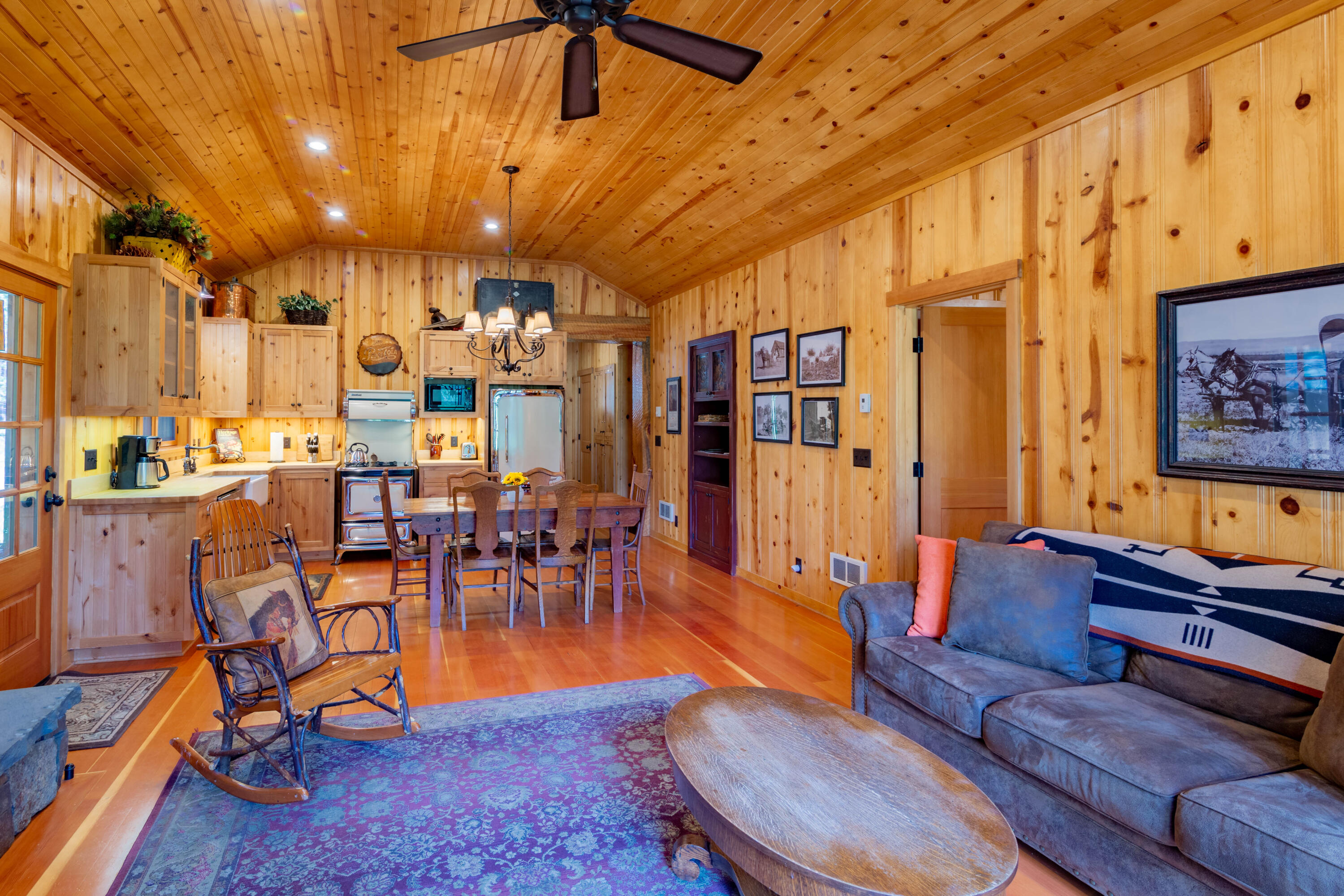 13375 Southwest Forest Service Road, Unit 26 U2 Camp Sherman, OR 97730 - Photo 8 of 25 metolius-river-luxury-cabin-26-livingroo