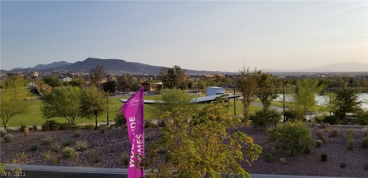 1088 East Sunset Road Henderson, NV 89011 - Photo 4 of 39 Gallery Image 4