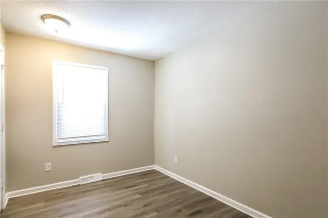 $1,865 | 19801 East Millhaven Street, Independence, MO 64056