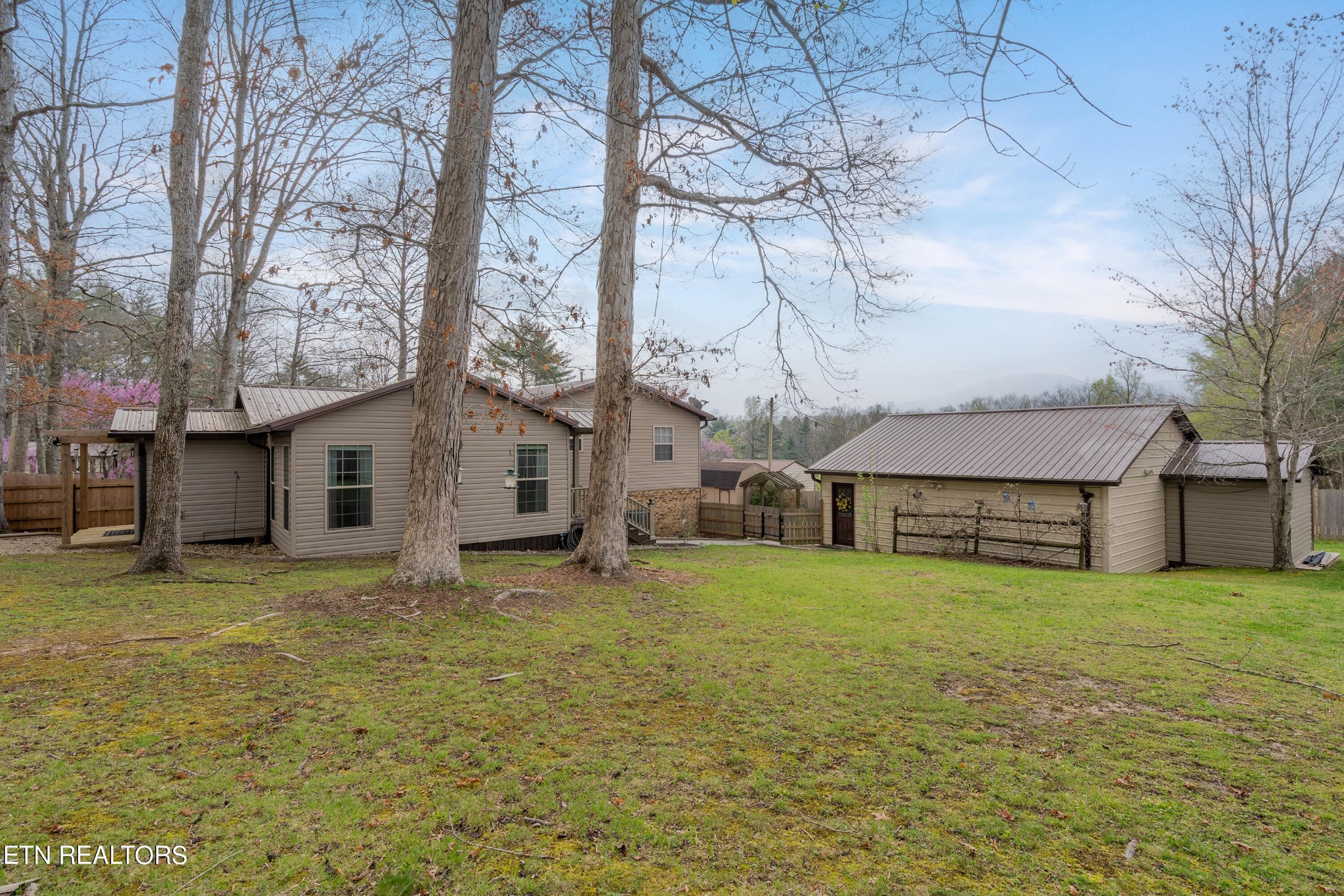 121 Boulder Road Wartburg, TN 37887 - Photo 31 of 44 Gallery Image 31