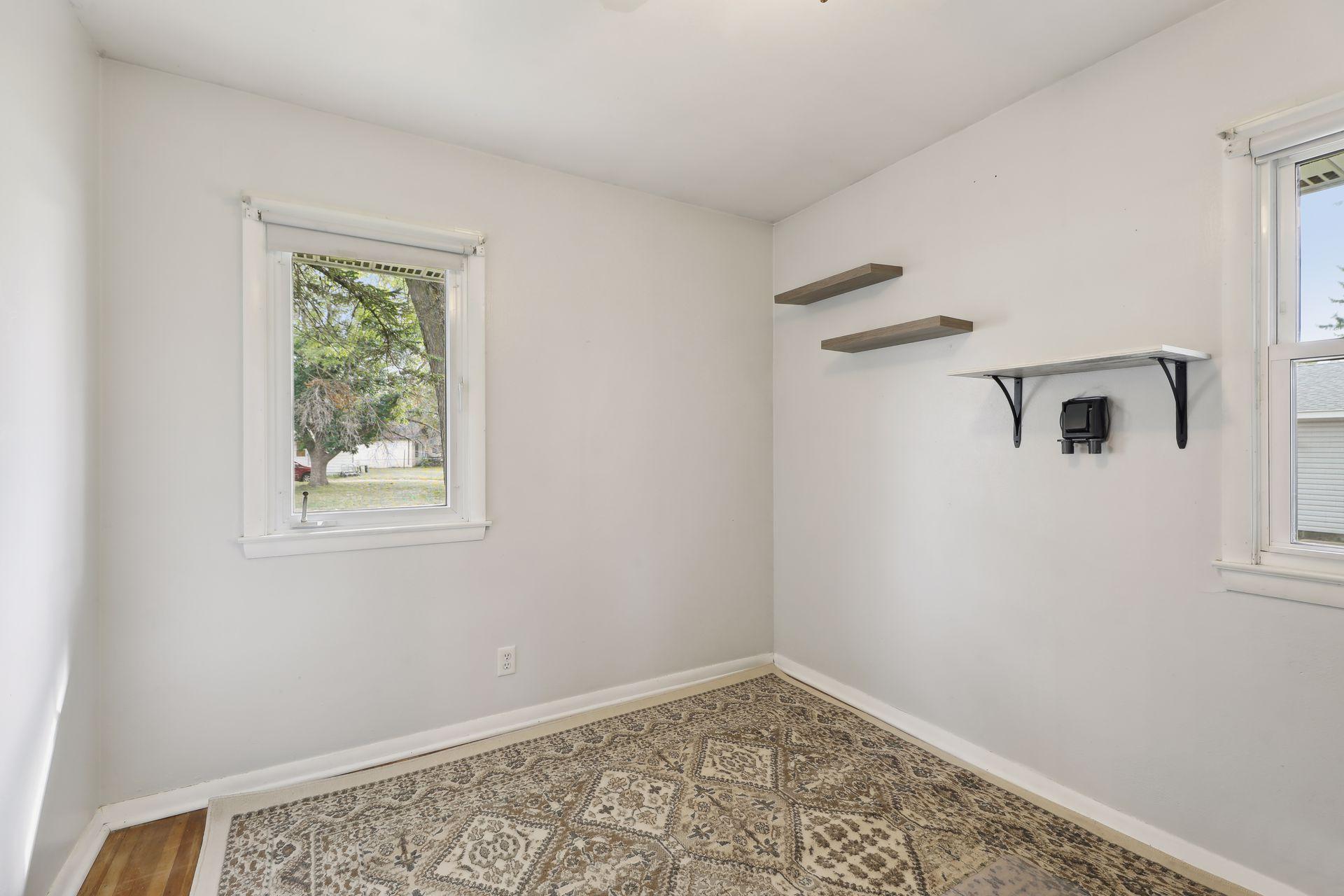 1698 Hillview Road Shoreview, MN 55126 - Photo 17 of 31 Gallery Image 17