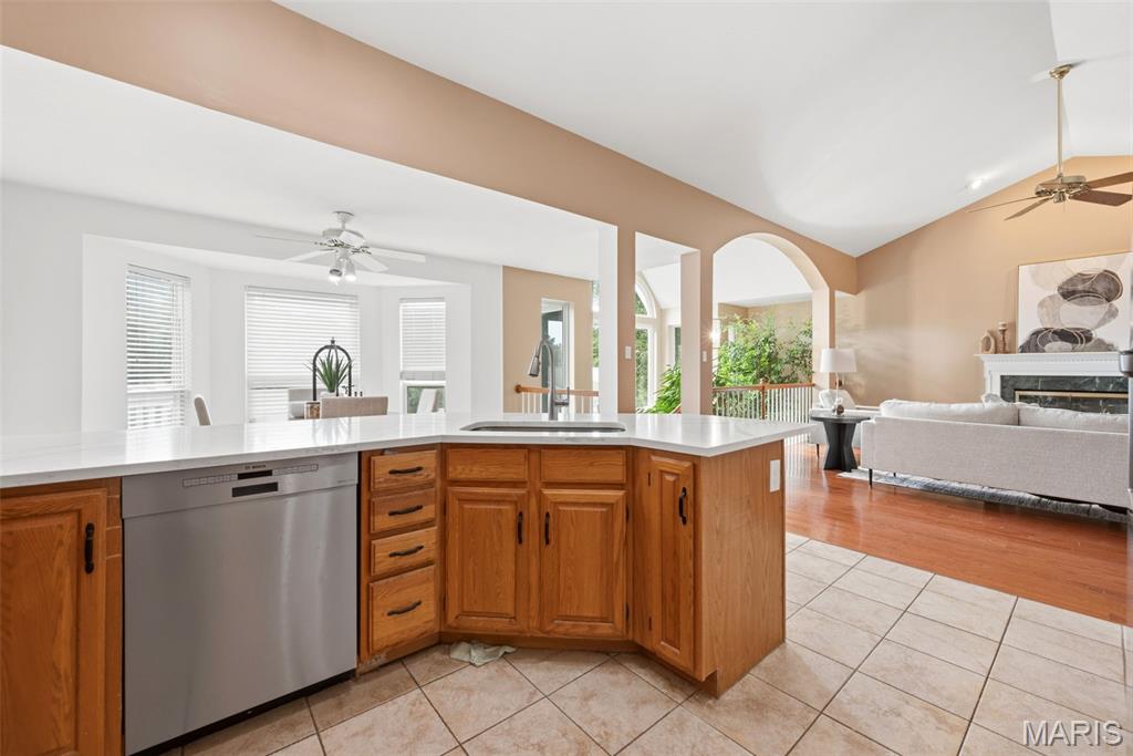 1634 Strecker Ridge Court Wildwood, MO 63011 - Photo 11 of 38