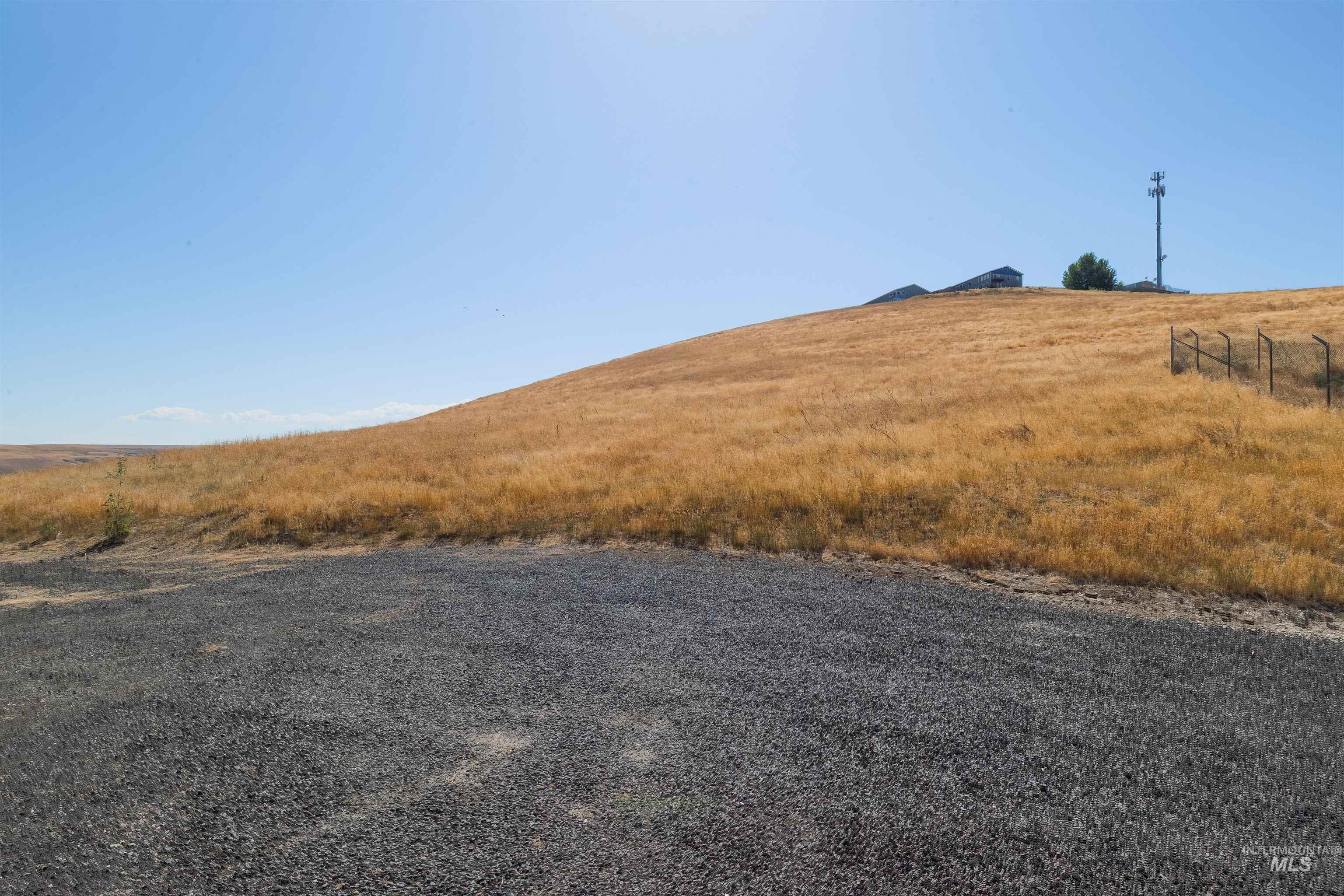 1550 Perro Pointe Road Asotin, WA 99402 - Photo 50 of 50 View of street with a rural view