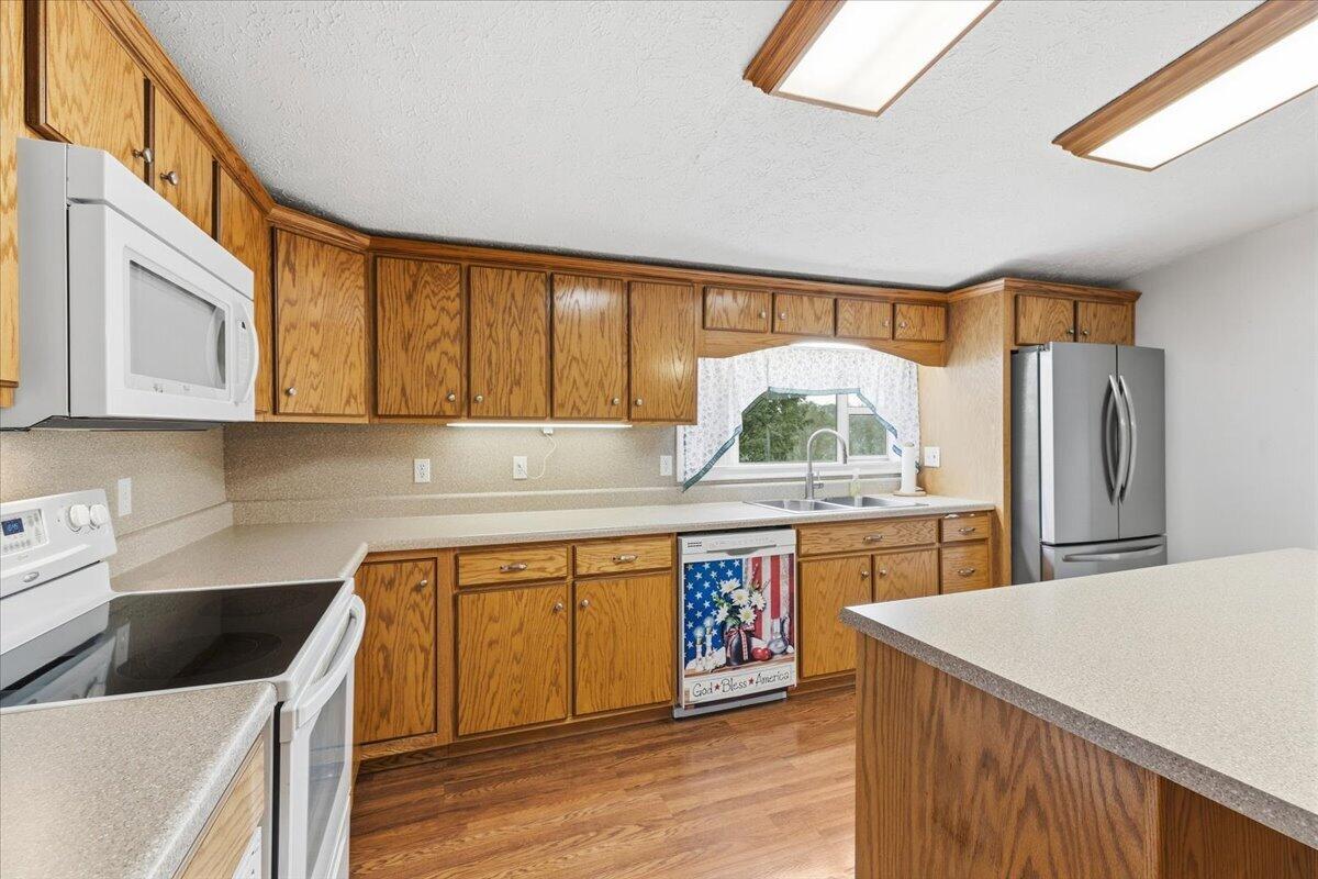 5308 Thornspring Road Pulaski, VA 24301 - Photo 14 of 85 (14) 5308_Thornspring_Rd_Pulask_VA