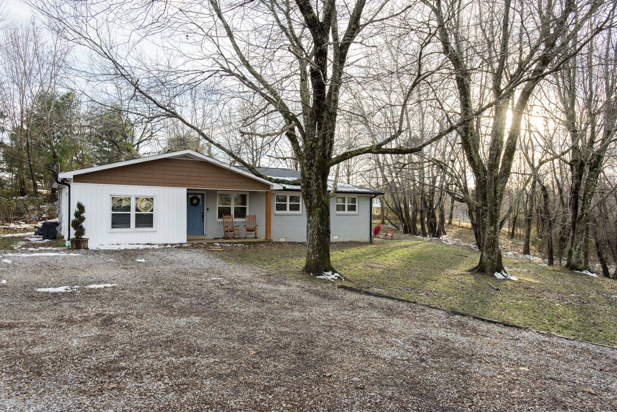 1315 Yellow Creek Road Dickson, TN 37055 - Photo 3 of 28 Gallery Image 3
