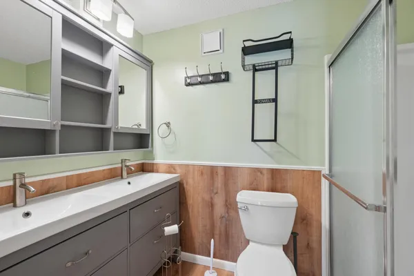 $127,500 | 7600 157th Street West, Unit 106, Apple Valley, MN 55124