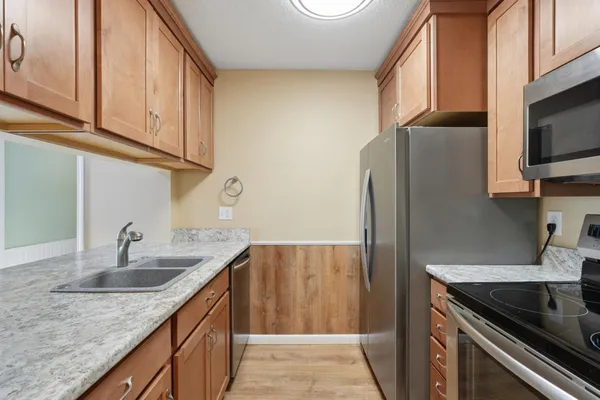 $127,500 | 7600 157th Street West, Unit 106, Apple Valley, MN 55124