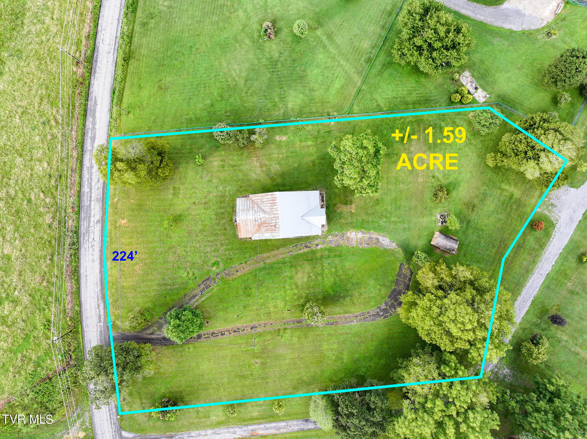 125 West Allens Bridge Road Greeneville, TN 37743 - Photo 7 of 41 DJI_20240803065009_0255_D-Edit