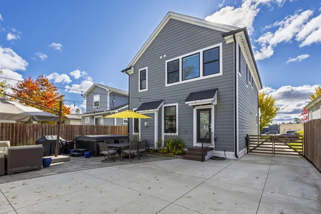 $1,045,000 | 1323 Bennaville Avenue, Birmingham, MI 48009