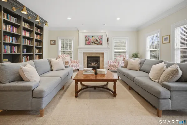 $1,899,000 | 570 Unquowa Road, Fairfield, CT 06824