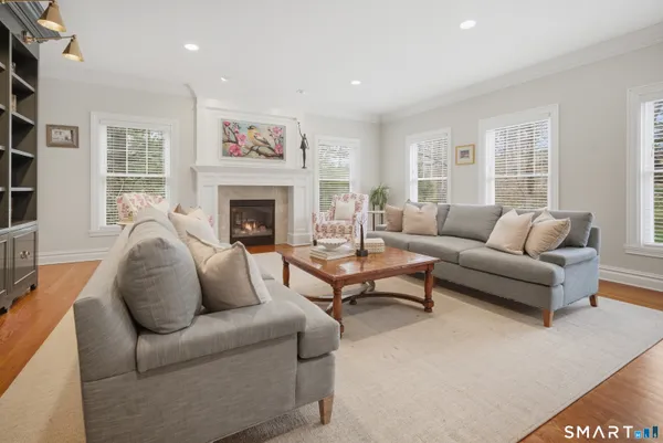 $1,899,000 | 570 Unquowa Road, Fairfield, CT 06824