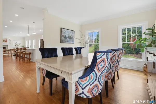 $1,899,000 | 570 Unquowa Road, Fairfield, CT 06824