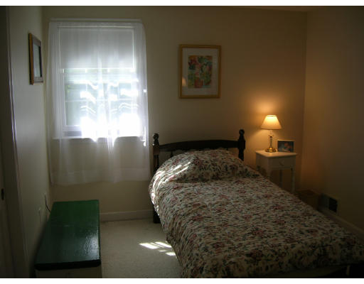 9 Knights Hill Road, Unit 9 Marblehead, MA 01945 - Photo 8 of 9 Gallery Image 8