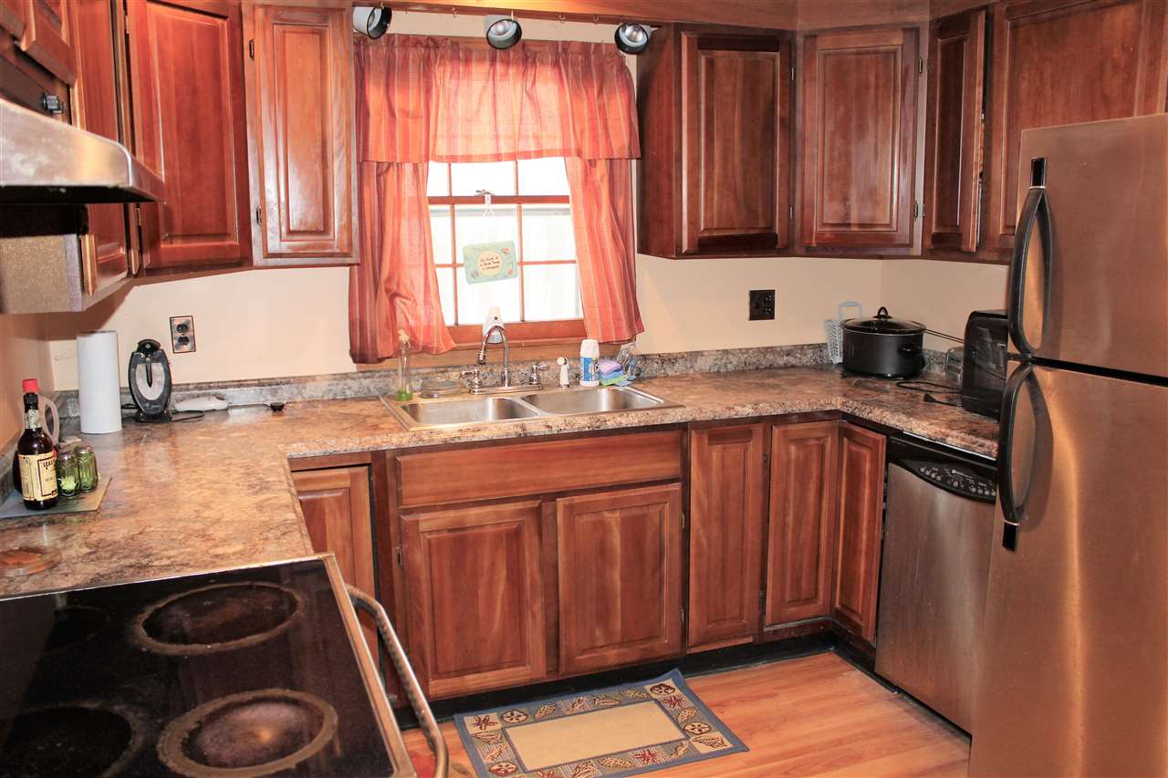 78 Whitehouse Road Rochester, NH 03867 - Photo 5 of 25
