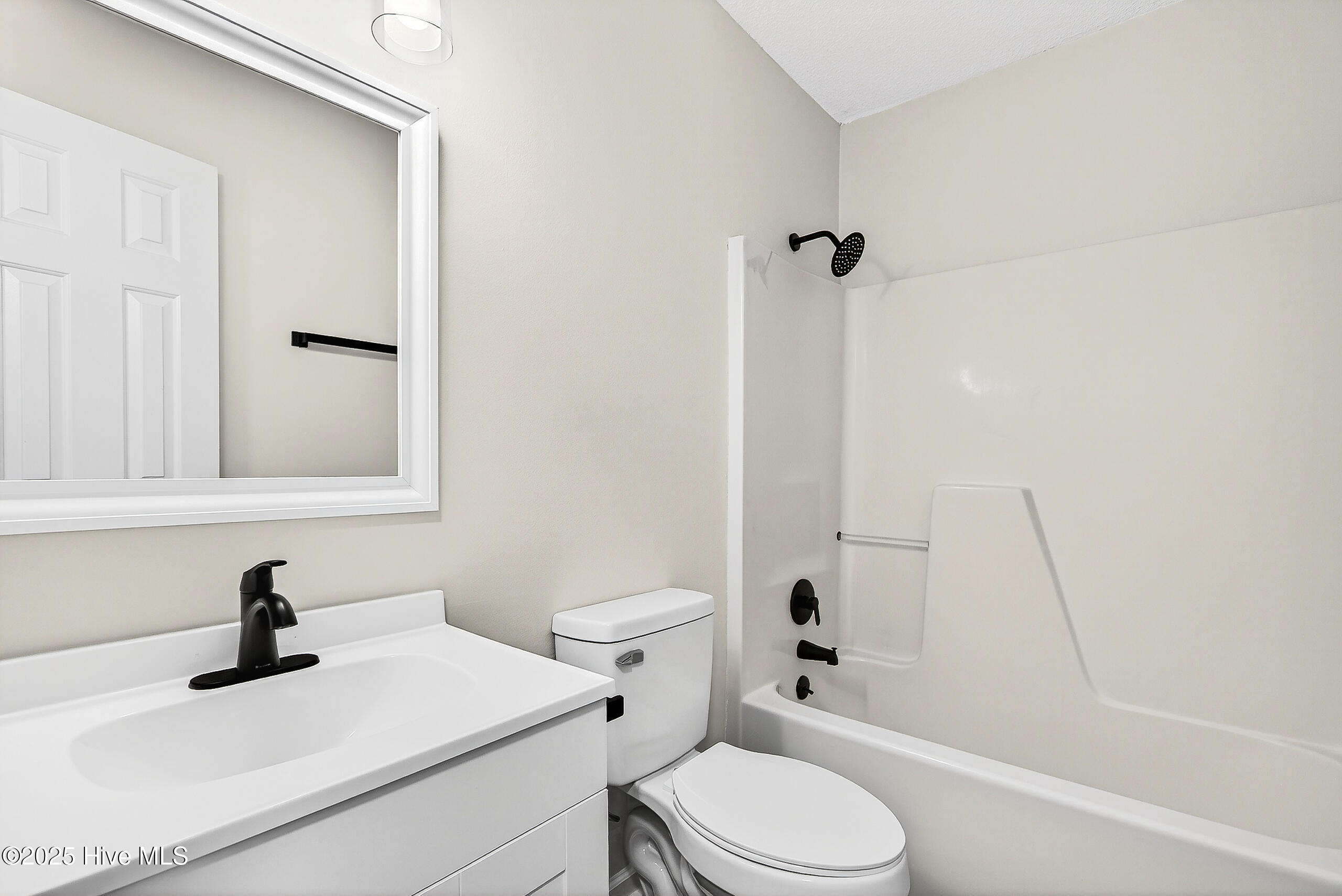 403 East Volant Street Hubert, NC 28539 - Photo 19 of 24 23 (21)