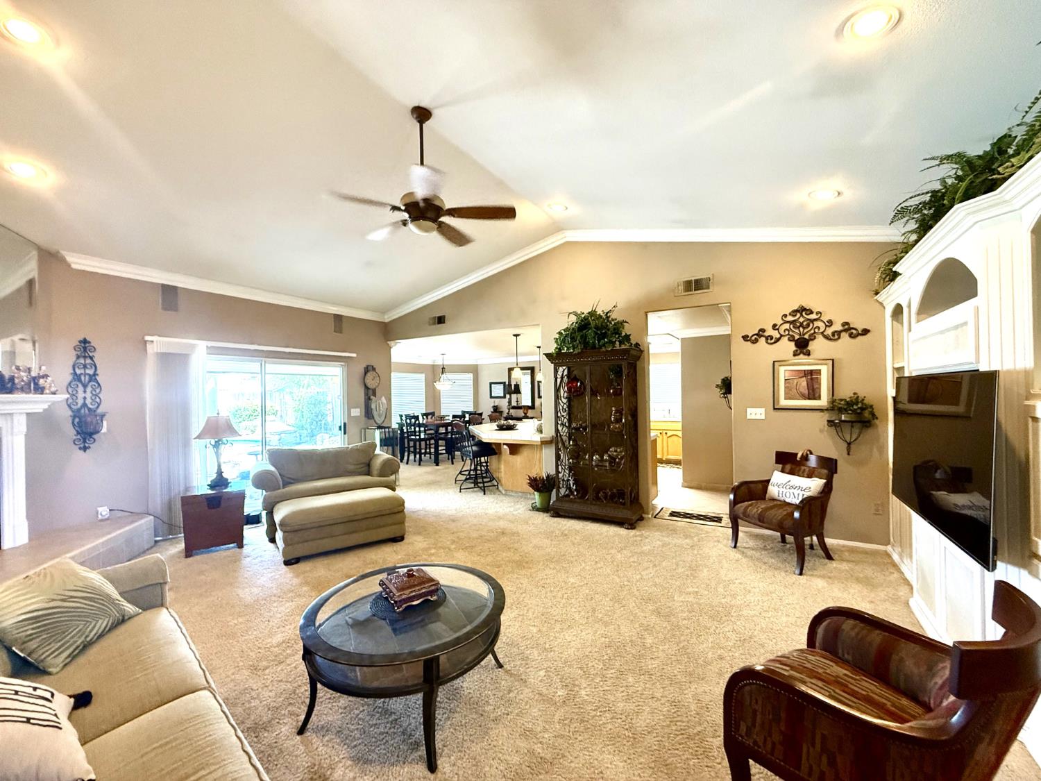 619 Citrus Avenue Fowler, CA 93625 - Photo 7 of 25