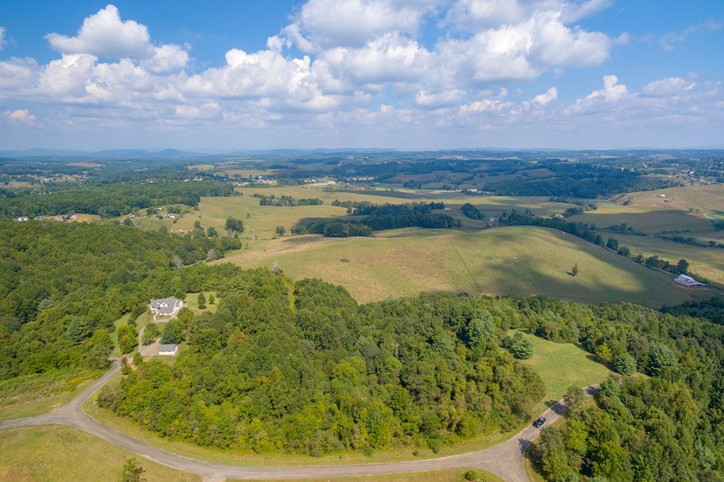 Lot 19 Sky Top Lane, Unit 19 Blue Ridge, VA 24064 - Photo 11 of 20 Gallery Image 11