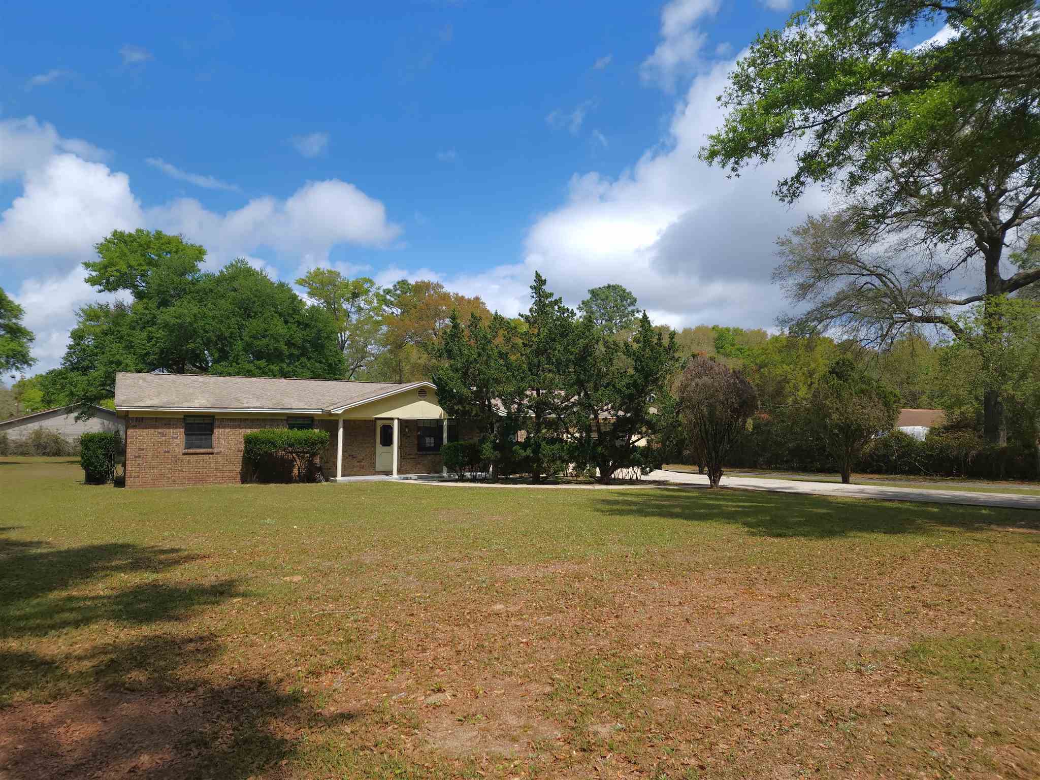 5508 Borden Road Milton, FL 32583 - Photo 3 of 39 Gallery Image 3