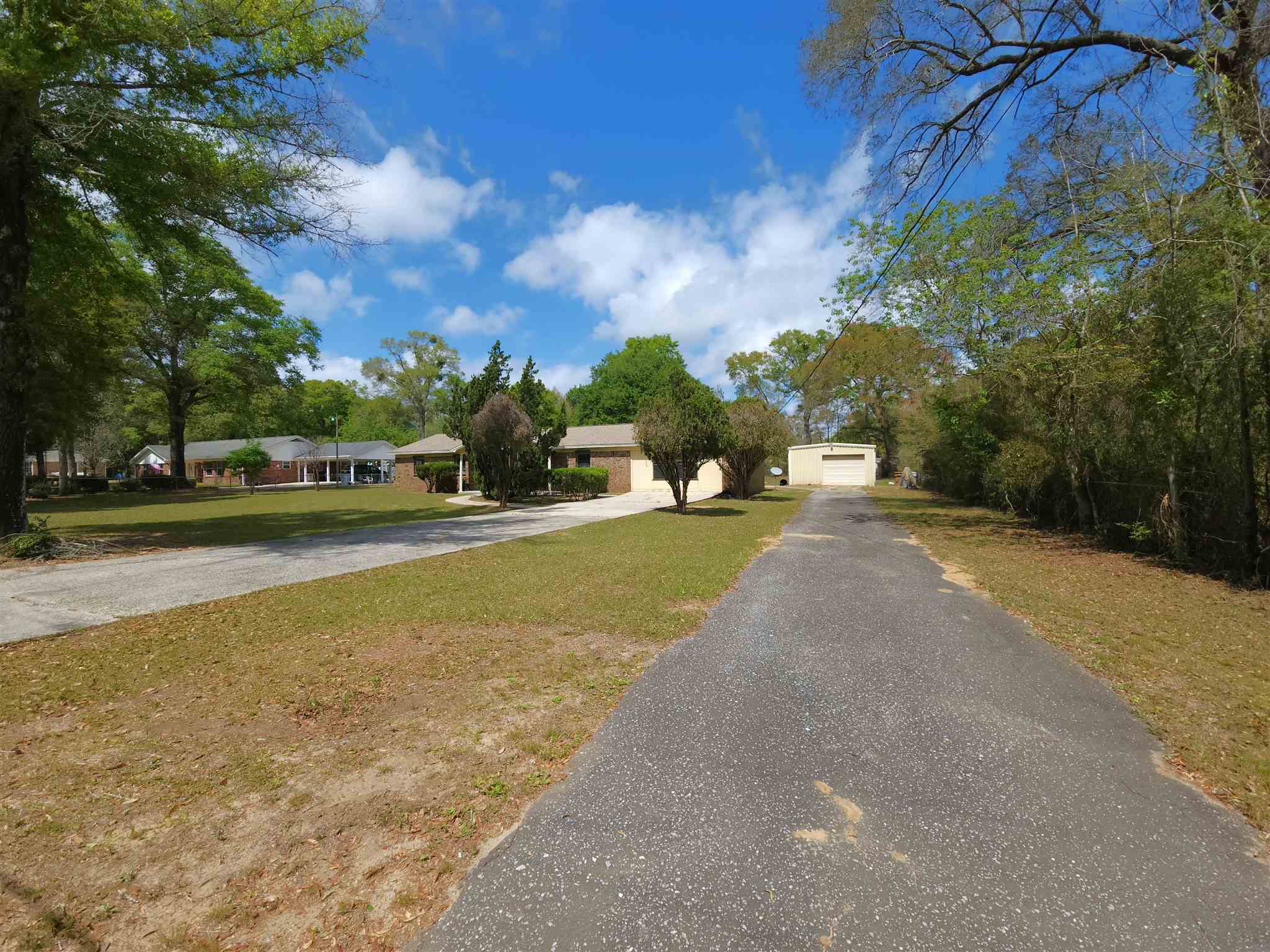5508 Borden Road Milton, FL 32583 - Photo 5 of 39 Gallery Image 5