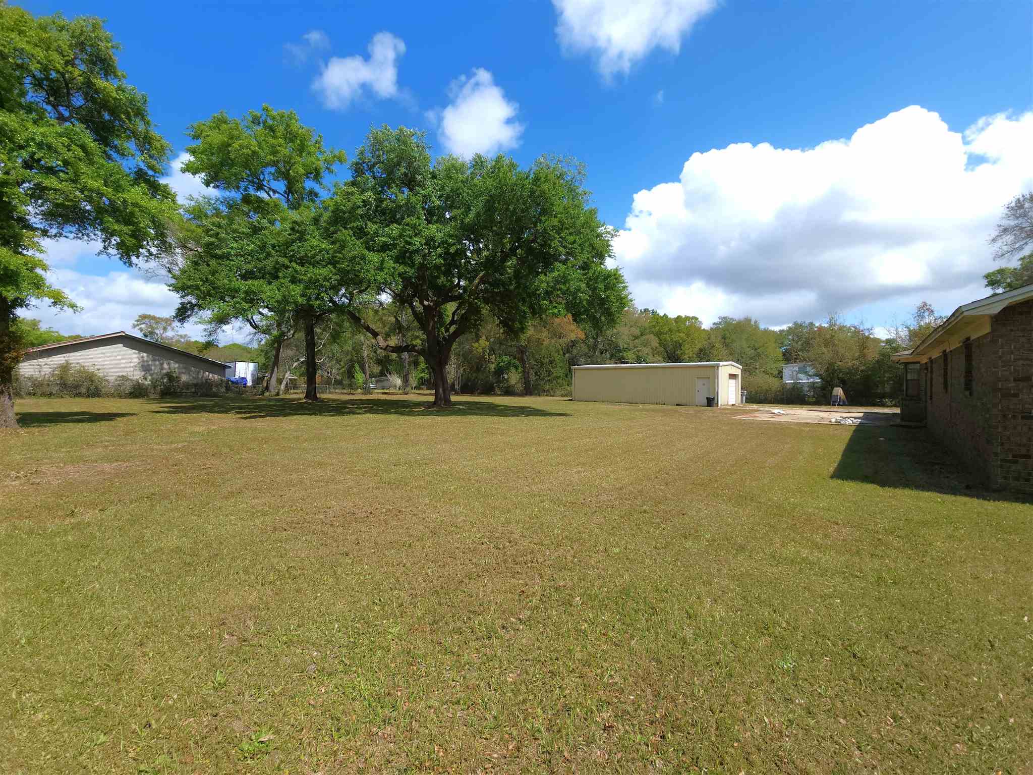 5508 Borden Road Milton, FL 32583 - Photo 6 of 39 Gallery Image 6