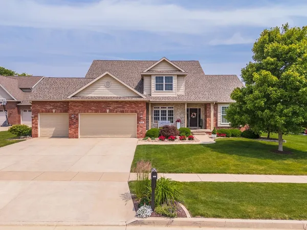 $515,000 | 1048 Norway Court, Normal, IL 61761