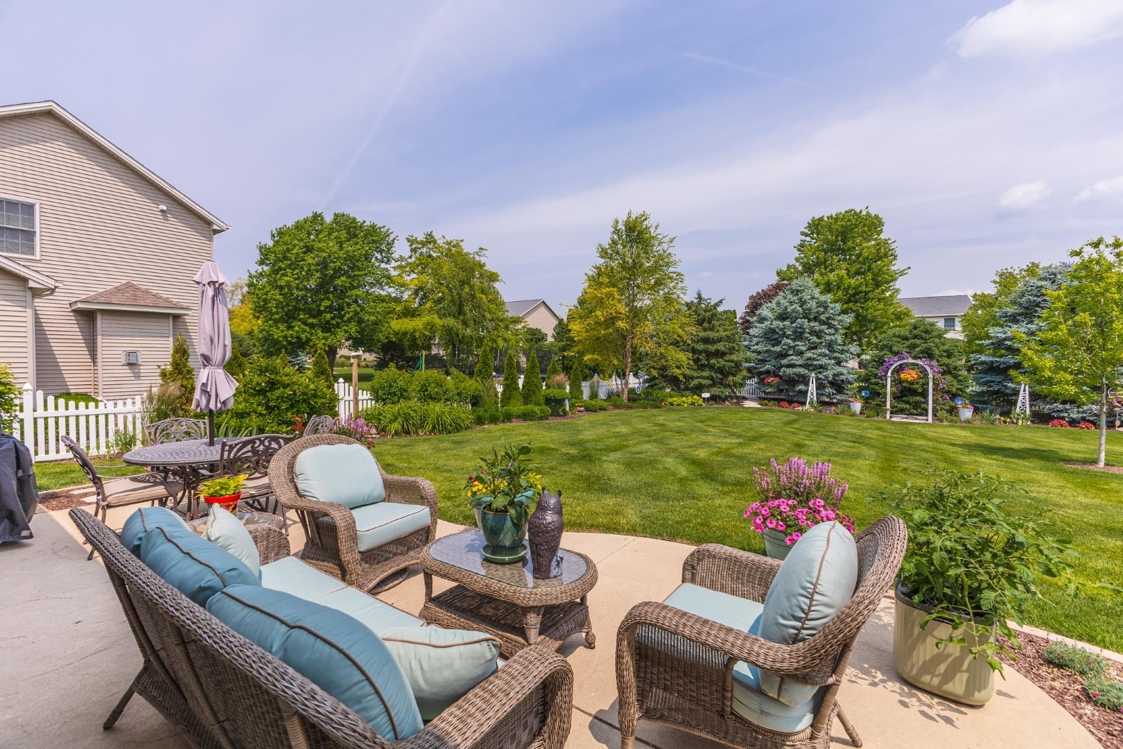 1048 Norway Court Normal, IL 61761 - Photo 65 of 83 a view of a chairs and table in the garden