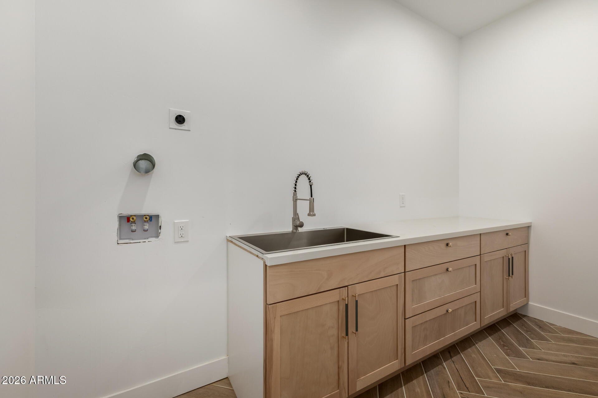 6345 West Grandview Road Glendale, AZ 85306 - Photo 32 of 36 a bathroom with a sink and vanity