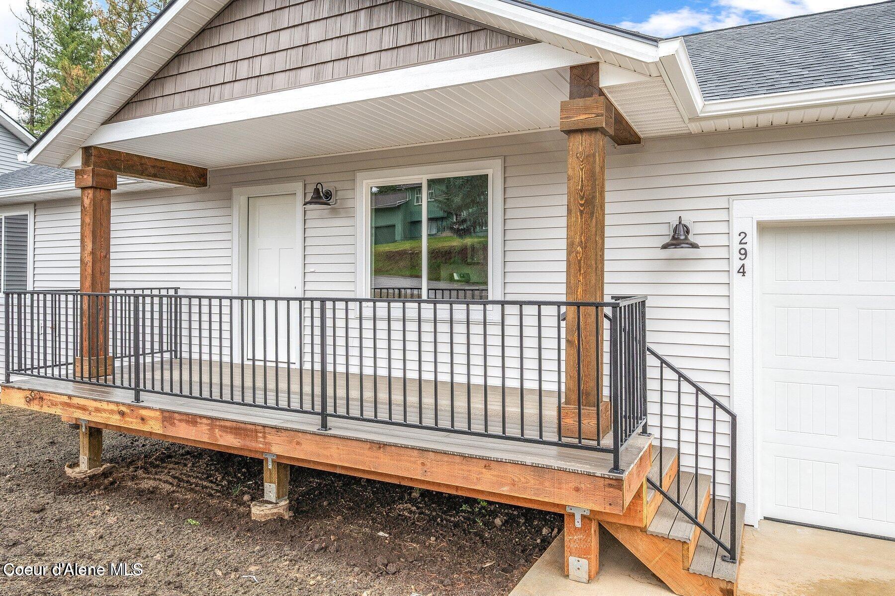 515 Lower Rio Vista Street Osburn, ID 83849 - Photo 3 of 25 20240508194444046267000000-o