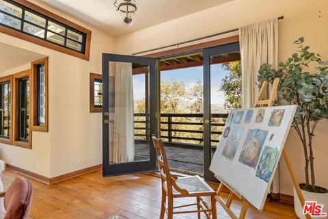 $2,195,000 | 19805 Valley View Drive, Topanga, CA 90290