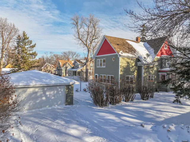 $319,999 | 1122 Fillmore Street, Alexandria, MN 56308