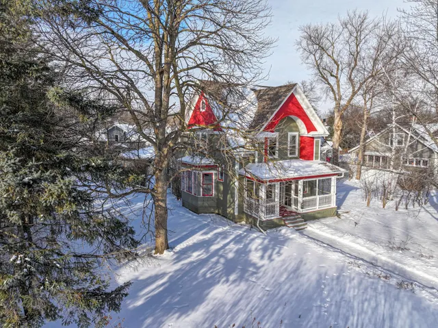 $319,999 | 1122 Fillmore Street, Alexandria, MN 56308