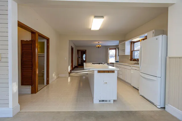 $319,999 | 1122 Fillmore Street, Alexandria, MN 56308