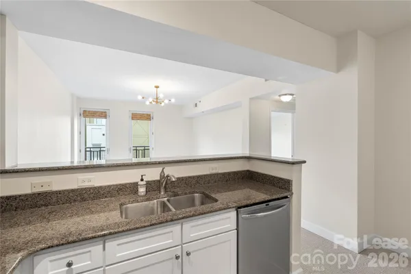 $1,500 | 1315 East Boulevard, Unit 424, Charlotte, NC 28203