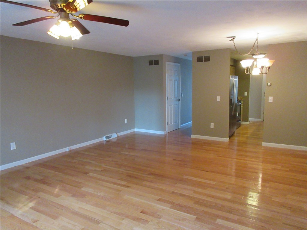 161 West Shore Road, Unit B7 Warwick, RI 02889 - Photo 4 of 11