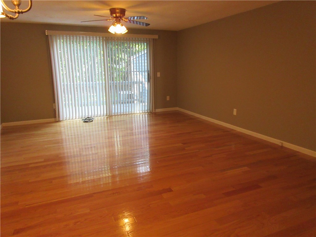 161 West Shore Road, Unit B7 Warwick, RI 02889 - Photo 5 of 11