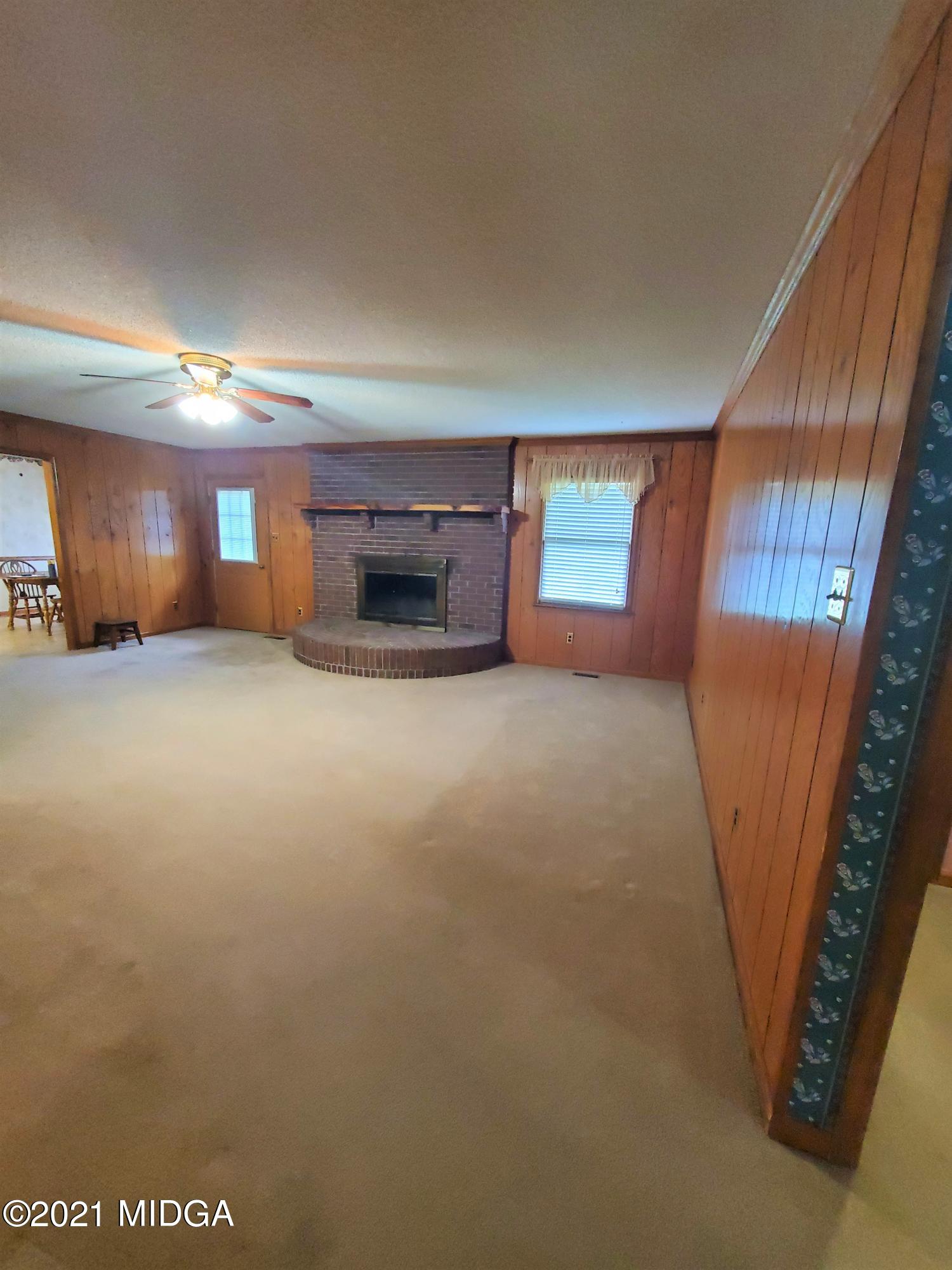 2586 Pineworth Road Macon, GA 31206 - Photo 13 of 24 20210819_122904