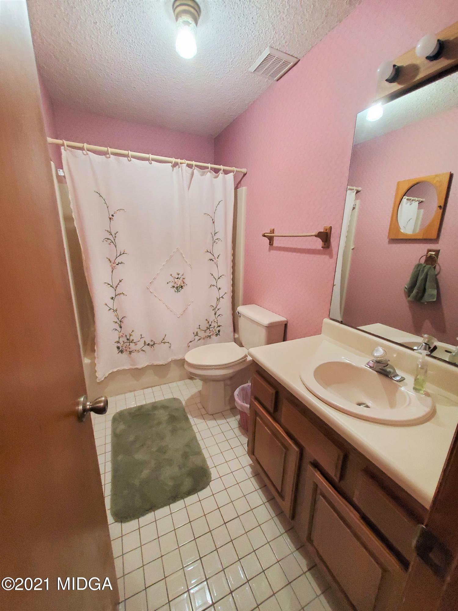 2586 Pineworth Road Macon, GA 31206 - Photo 14 of 24 20210819_122938