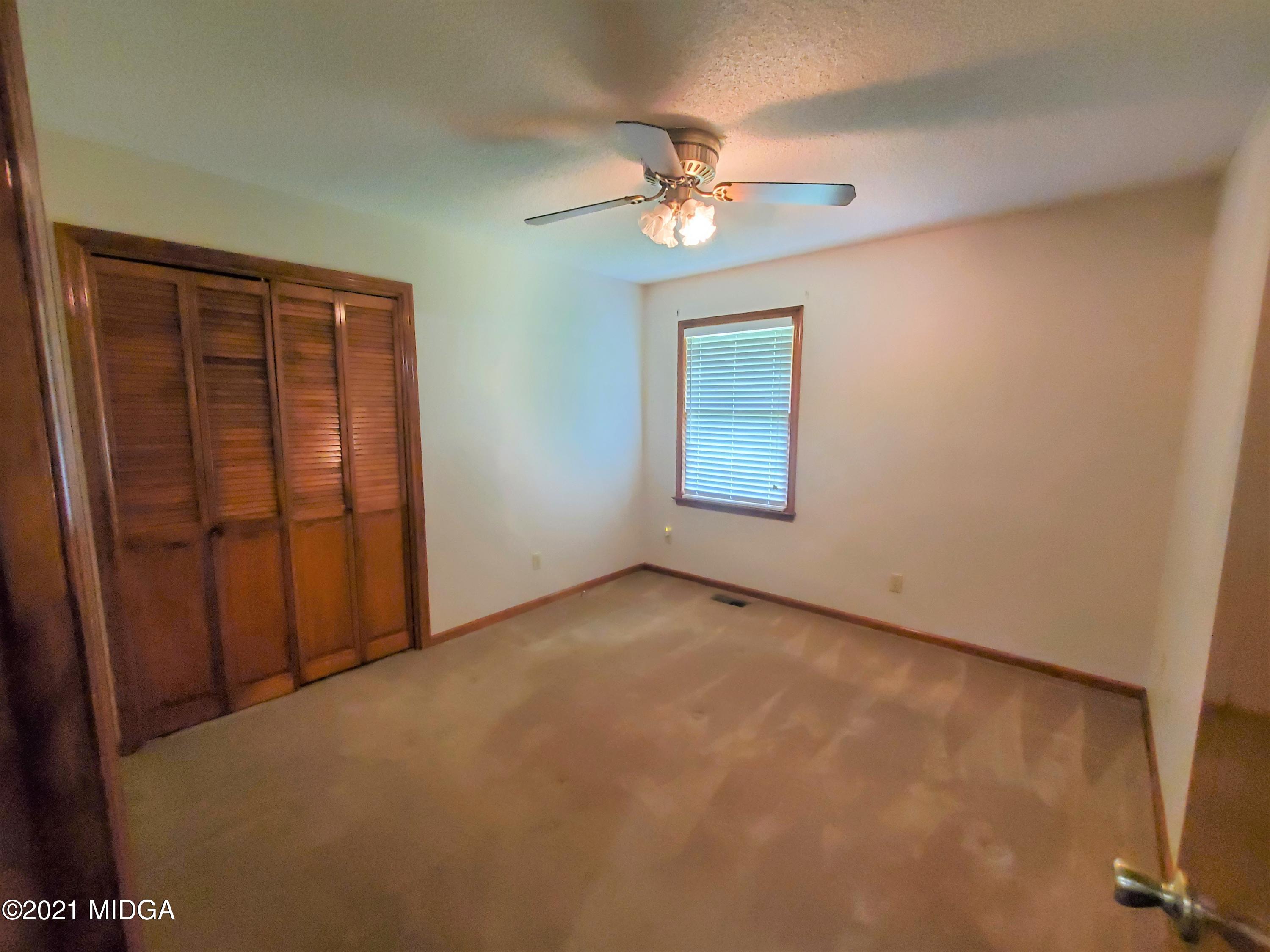 2586 Pineworth Road Macon, GA 31206 - Photo 15 of 24 20210819_122959