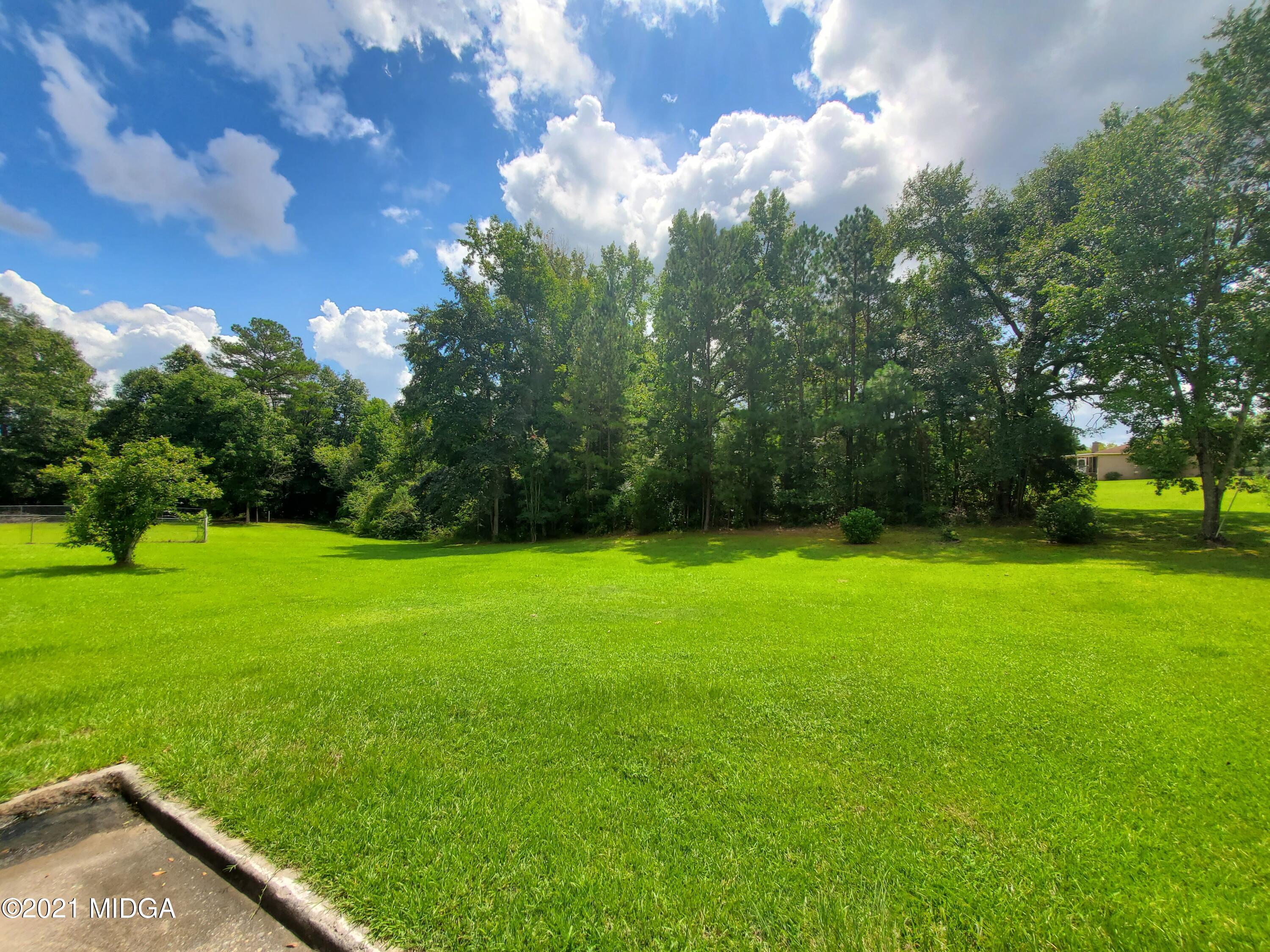 2586 Pineworth Road Macon, GA 31206 - Photo 20 of 24 20210819_123221