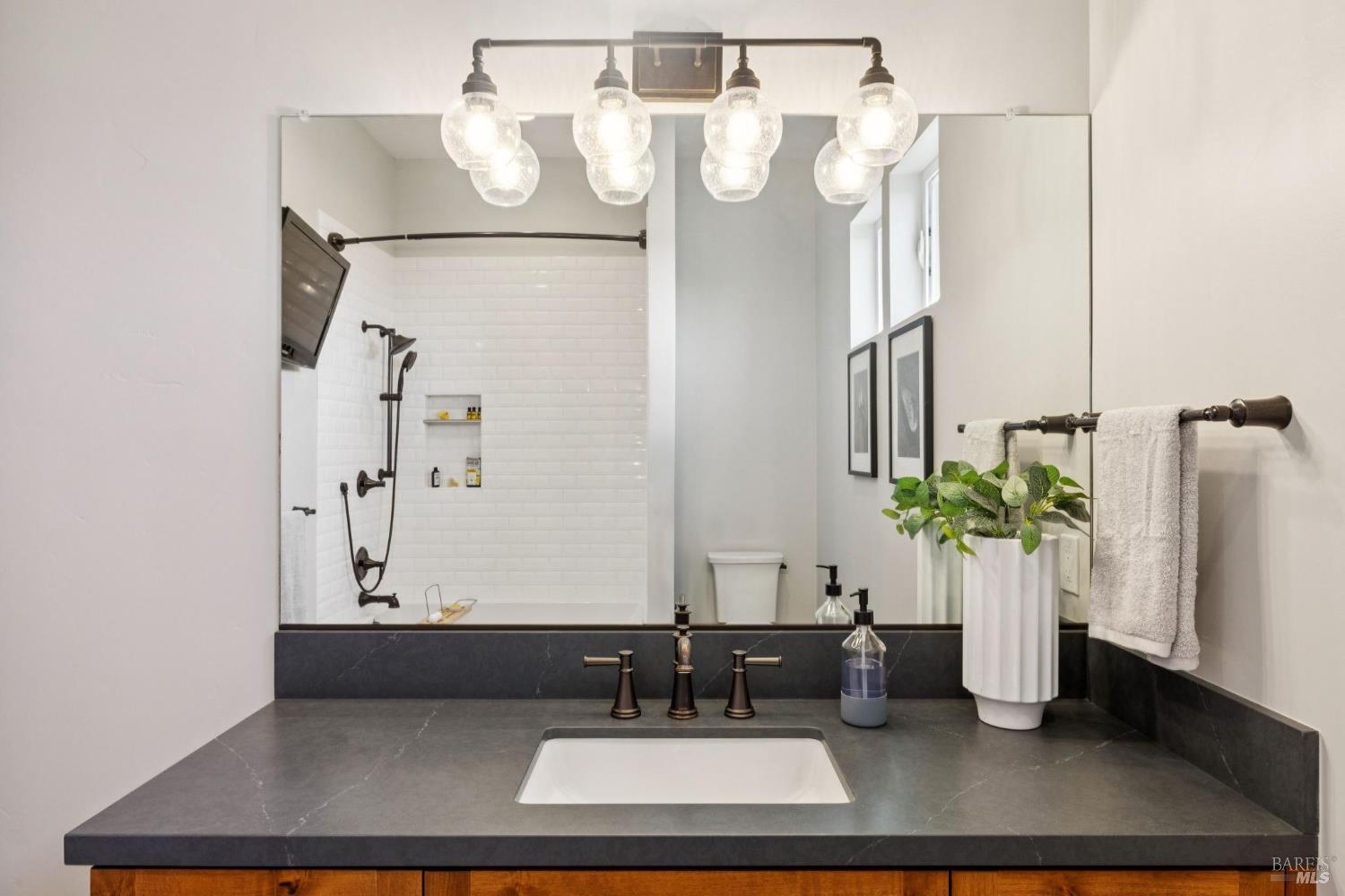 3882 Royal Manor Place Santa Rosa, CA 95404 - Photo 56 of 87 Ensuite bathroom with shower over tub.