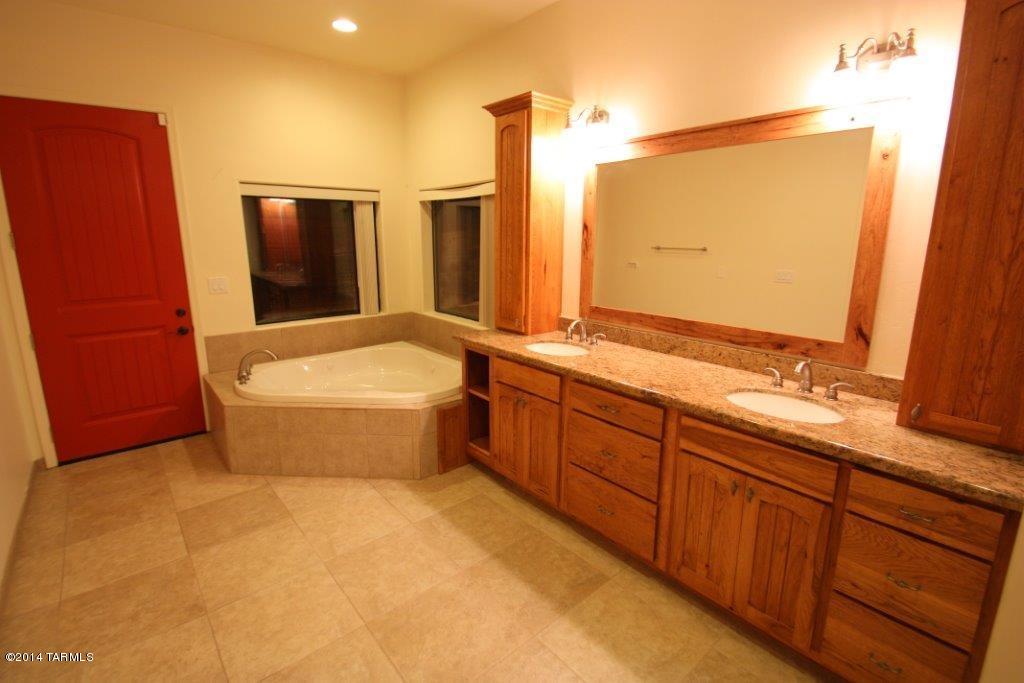 1955 West Hunter Road Tucson, AZ 85755 - Photo 21 of 48 Gallery Image 21