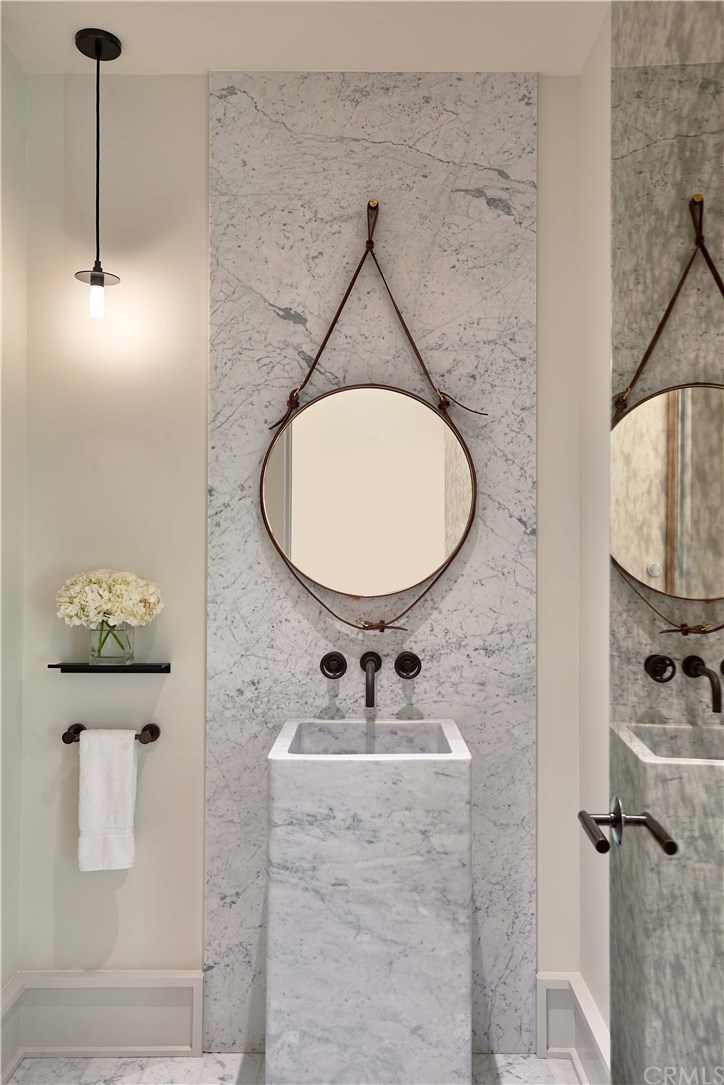 306 Signal Road Newport Beach, CA 92663 - Photo 23 of 27