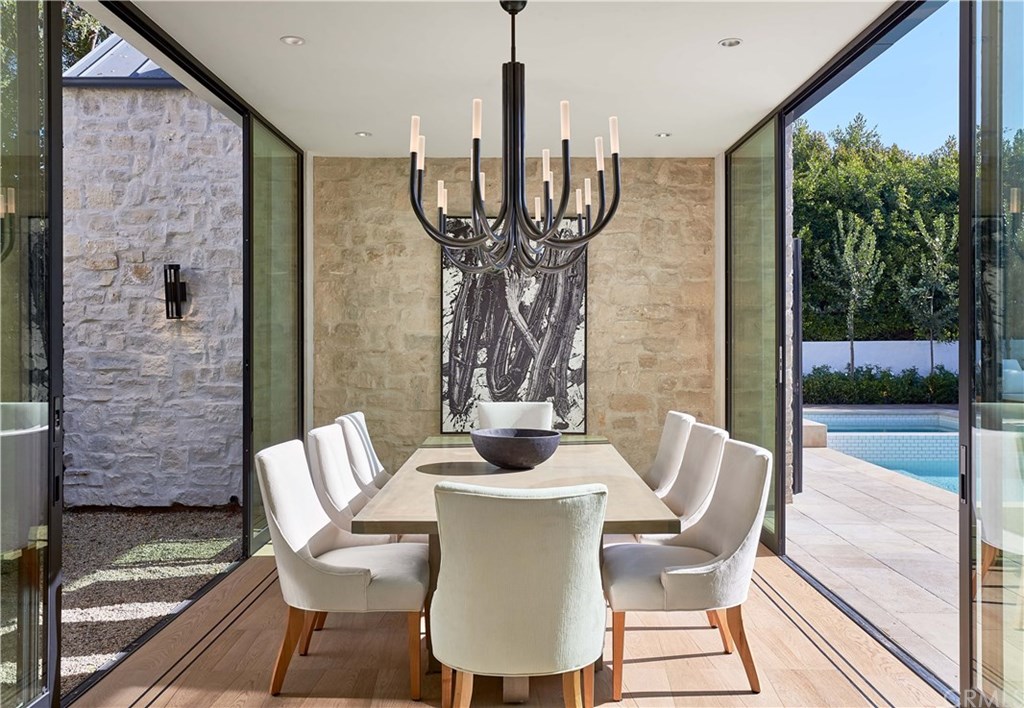 306 Signal Road Newport Beach, CA 92663 - Photo 6 of 27