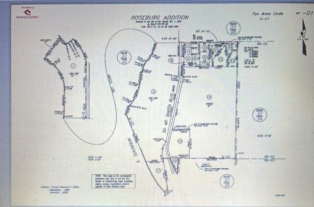 S Mount Mount Shasta, CA 96067 - Photo 28 of 29 a bathroom with a sink and mirror