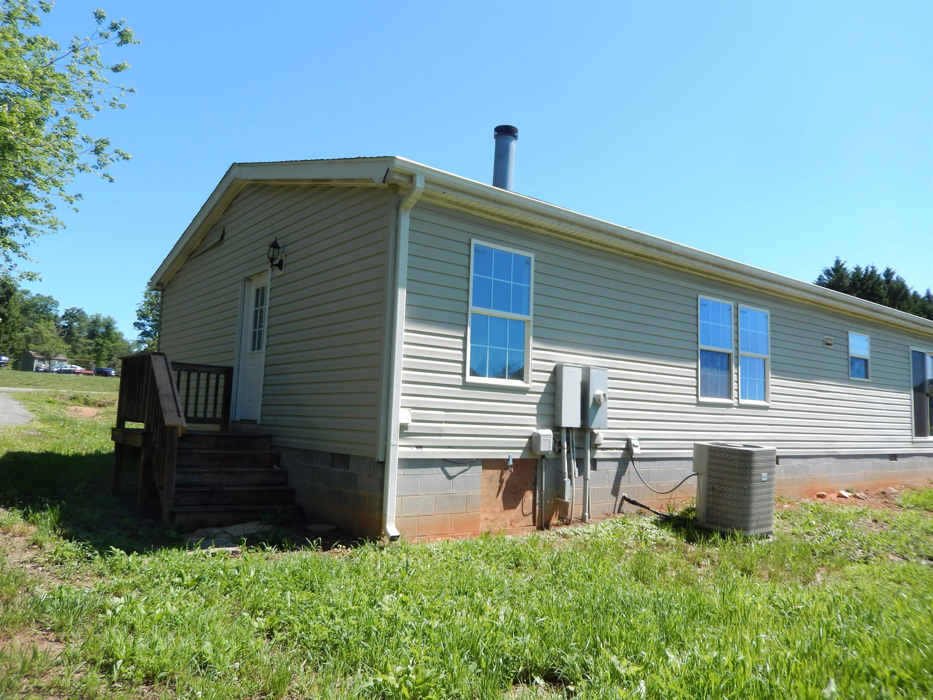 288 Fredericksburg Road Ruckersville, VA 22968 - Photo 3 of 25