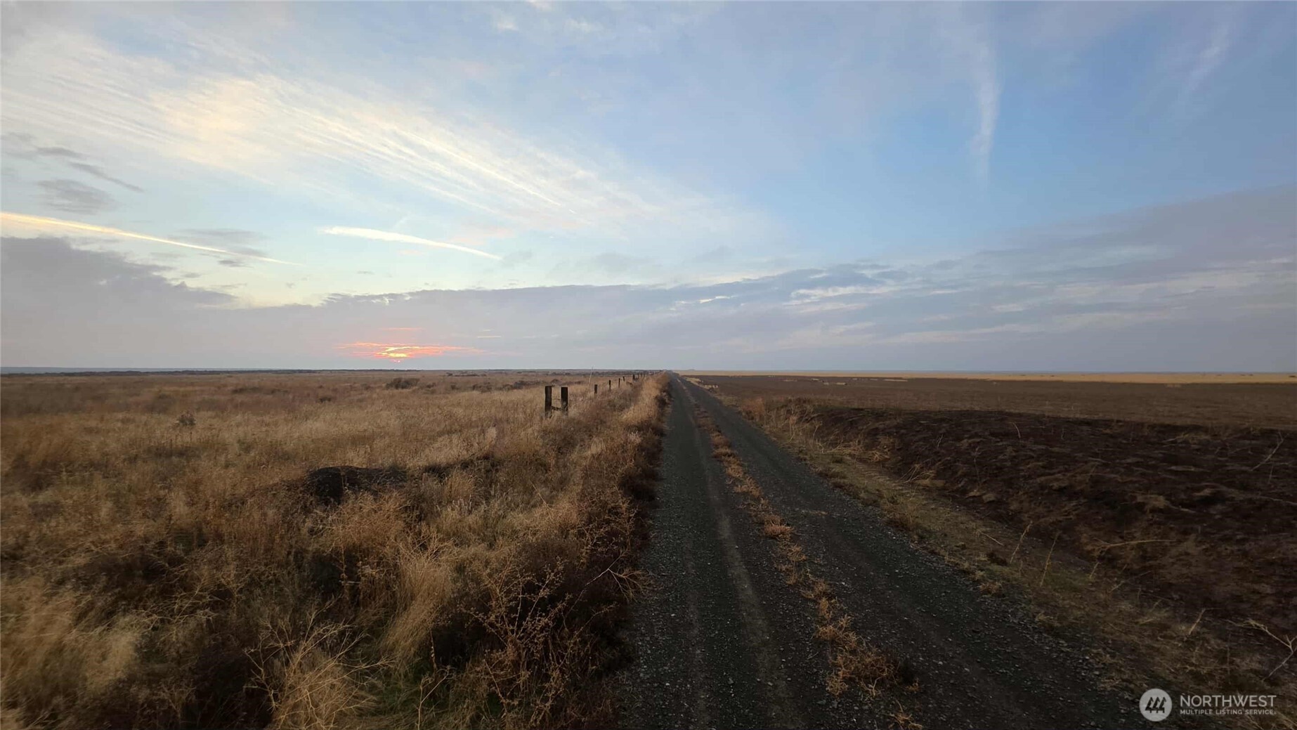 0 Nna Road Marlin, WA 98832 - Photo 18 of 23 view of city and mountain