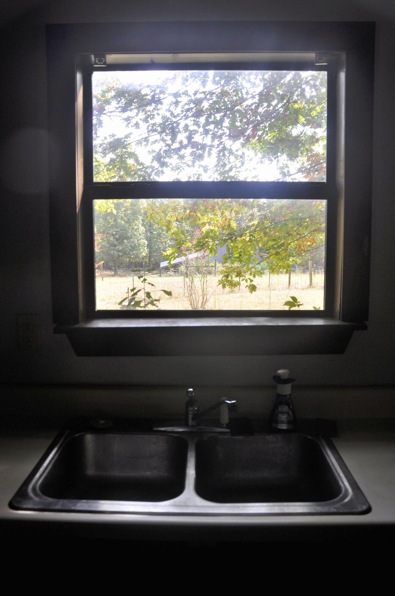 4991 Old State Road Menlo, GA 30731 - Photo 22 of 79 022 kitchen window