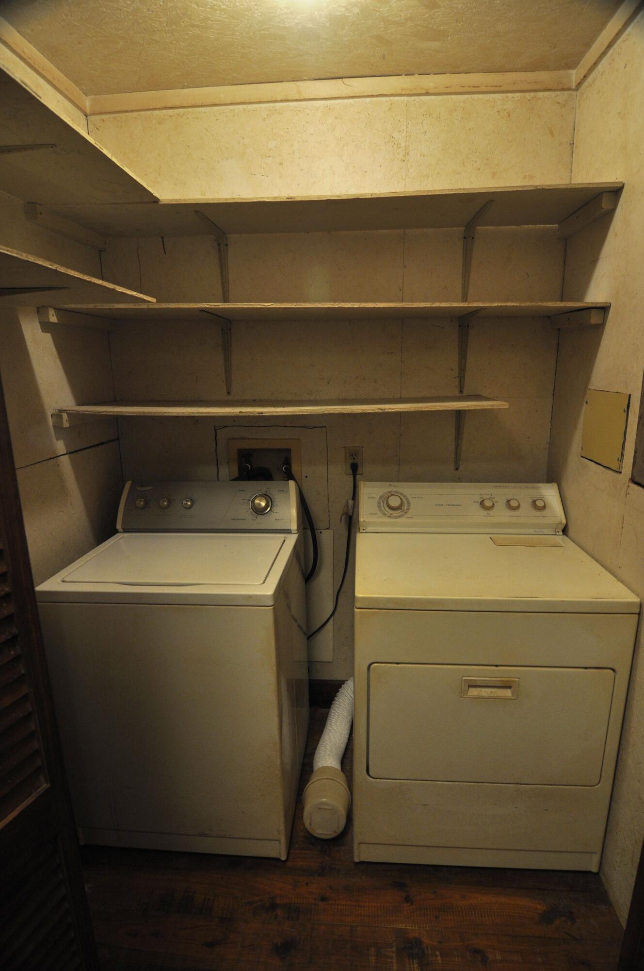 4991 Old State Road Menlo, GA 30731 - Photo 28 of 79 032 laundry